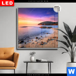 Leuchtbild Dia Sonnenuntergang In Bucht Quadrat Produktvorschau mit dem Bild Sonnenuntergang in Bucht im Format Quadrat.