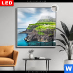 Leuchtbild Dia Steilkueste Am Meer Quadrat Produktvorschau mit dem Bild Steilküste am Meer im Format Quadrat.