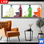 Leuchtbild Dia Wein In Flaschen Und Glaesern Panorama Produktvorschau mit dem Bild Wein in Flaschen und Gläsern im Format Panorama.