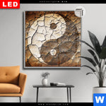 Leuchtbild Dia Yin Yang Auf Rissiger Erde Quadrat Produktvorschau mit dem Bild Yin Yang auf rissiger Erde im Format Quadrat.