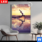 Leuchtbild Dia Yoga Am Lila Strand Hochformat Produktvorschau mit dem Bild Yoga am lila Strand im Format Hochformat.