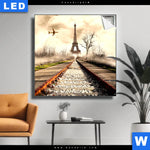 Leuchtbild Eifelturm Am Abstellgleis Quadrat Produktvorschau mit dem Bild Eifelturm am Abstellgleis im Format Quadrat.