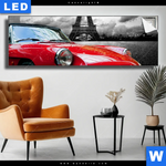 Leuchtbild Eiffelturm Rotes Auto Panorama Produktvorschau mit dem Bild Eiffelturm & Rotes Auto im Format Panorama.