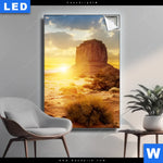 Leuchtbild Felsen In Wueste Hochformat Produktvorschau mit dem Bild Felsen in Wüste im Format Hochformat.