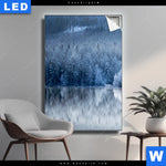 Leuchtbild Frostiger Wald Hochformat Produktvorschau mit dem Bild Frostiger Wald im Format Hochformat.