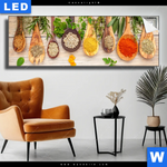 Leuchtbild Gewuerze Auf Hoelzernen Loeffeln Panorama Produktvorschau mit dem Bild Gewürze auf hölzernen Löffeln im Format Panorama.