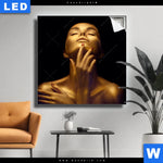 Leuchtbild Golden Skin Quadrat Produktvorschau mit dem Bild Golden Skin im Format Quadrat.