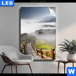 Leuchtbild Holztreppe Auf Berg Mit Wolken Hochformat Produktvorschau mit dem Bild Holztreppe auf Berg mit Wolken im Format Hochformat.