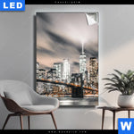 Leuchtbild Innenstadt Von Manhattan Hochformat Produktvorschau mit dem Bild Innenstadt von Manhattan im Format Hochformat.