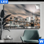 Leuchtbild Innenstadt Von Manhattan Querformat Produktvorschau mit dem Bild Innenstadt von Manhattan im Format Querformat.