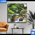 Leuchtbild Japanischer Garten Mit Wasserlauf Quadrat Produktvorschau mit dem Bild Japanischer Garten mit Wasserlauf im Format Quadrat.