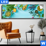 Leuchtbild Kraeuter Auf Blauem Holztisch Panorama Produktvorschau mit dem Bild Kräuter auf blauem Holztisch im Format Panorama.