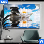 Leuchtbild Lilie Zensteine Querformat Produktvorschau mit dem Bild Lilie & Zensteine im Format Querformat.