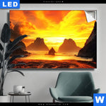 Leuchtbild Magische Steinlandschaft Im Meer Querformat Produktvorschau mit dem Bild Magische Steinlandschaft im Meer im Format Querformat.