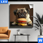 Leuchtbild Mops Mit Cheeseburger Quadrat Produktvorschau mit dem Bild Mops mit Cheeseburger im Format Quadrat.
