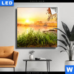 Leuchtbild Ruhiger Morgen Am See Quadrat Produktvorschau mit dem Bild Ruhiger Morgen am See im Format Quadrat.