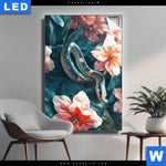 Leuchtbild Schlange Zwischen Grossen Blueten Hochformat Produktvorschau mit dem Bild Schlange zwischen großen Blüten im Format Hochformat.