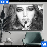 Leuchtbild Schoener Mittelfinger Querformat Produktvorschau mit dem Bild Schöner Mittelfinger im Format Querformat.