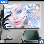 Leuchtbild Schoenheit In Frost Und Kristall Querformat Produktvorschau mit dem Bild Schönheit in Frost und Kristall im Format Querformat.