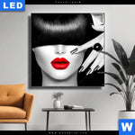 Leuchtbild Schwarze Eleganz Rote Lippen Quadrat Produktvorschau mit dem Bild Schwarze Eleganz & rote Lippen im Format Quadrat.