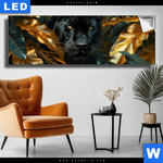 Leuchtbild Schwarzer Panther Im Dschungel Panorama Produktvorschau mit dem Bild Schwarzer Panther im Dschungel im Format Panorama.