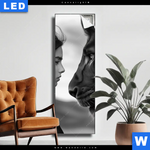 Leuchtbild Seelenblick Loewe Frau Schmal Produktvorschau mit dem Bild Seelenblick - Löwe & Frau im Format Schmal.