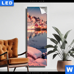 Leuchtbild Skandinavische Stadt Bei Nacht Schmal Produktvorschau mit dem Bild Skandinavische Stadt bei Nacht im Format Schmal.