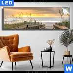 Leuchtbild Sonnenuntergang Am Strandweg Panorama Produktvorschau mit dem Bild Sonnenuntergang am Strandweg im Format Panorama.