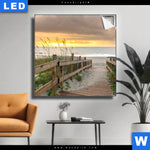 Leuchtbild Sonnenuntergang Am Strandweg Quadrat Produktvorschau mit dem Bild Sonnenuntergang am Strandweg im Format Quadrat.