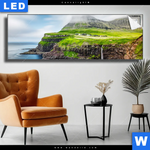 Leuchtbild Steilkueste Am Meer Panorama Produktvorschau mit dem Bild Steilküste am Meer im Format Panorama.