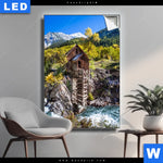 Leuchtbild Waldhuette Am Fluss Hochformat Produktvorschau mit dem Bild Waldhütte am Fluss im Format Hochformat.