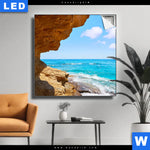 Leuchtbild Wellenrauschen Und Felsenklippe Quadrat Produktvorschau mit dem Bild Wellenrauschen und Felsenklippe im Format Quadrat.