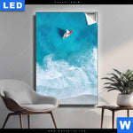 Leuchtbild Yacht Im Meer Hochformat Produktvorschau mit dem Bild Yacht im Meer im Format Hochformat.