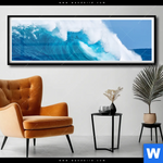Poster Blaue Welle Im Meer Panorama Produktvorschau mit dem Bild Blaue Welle im Meer im Format Panorama.