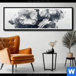 Poster Blumen Im Schwarzen Farbnebel Panorama Produktvorschau mit dem Bild Blumen im schwarzen Farbnebel im Format Panorama.