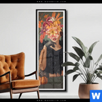 Poster Blumenportrait Einer Frau Schmal Produktvorschau mit dem Bild Blumenportrait einer Frau im Format Schmal.