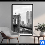 Poster Brooklyn Bridge Schwarzweiss Hochformat Produktvorschau mit dem Bild Brooklyn Bridge Schwarzweiß im Format Hochformat.