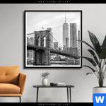 Poster Brooklyn Bridge Schwarzweiss Quadrat Produktvorschau mit dem Bild Brooklyn Bridge Schwarzweiß im Format Quadrat.
