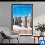 Poster Buhnen In Wellen Am Strand Hochformat Produktvorschau mit dem Bild Buhnen in Wellen am Strand im Format Hochformat.