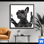 Poster Bulldogge Mit Martini Quadrat Produktvorschau mit dem Bild Bulldogge mit Martini im Format Quadrat.