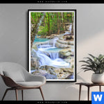 Poster Exotischer Wasserfall Hochformat Produktvorschau mit dem Bild Exotischer Wasserfall im Format Hochformat.