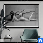 Poster Frau Gitarre No 2 Querformat Produktvorschau mit dem Bild Frau & Gitarre No.2 im Format Querformat.