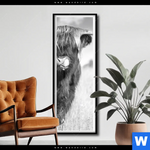 Poster Hochlandkuh Auf Einer Wiese Schmal Produktvorschau mit dem Bild Hochlandkuh auf einer Wiese im Format Schmal.