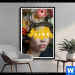 Poster Like Florales Portraet Hochformat Produktvorschau mit dem Bild LIKE - Florales Porträt im Format Hochformat.