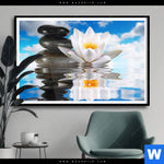 Poster Lilie Zensteine Querformat Produktvorschau mit dem Bild Lilie & Zensteine im Format Querformat.