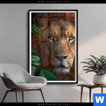 Poster Loewe Im Gruenen Regenwald Hochformat Produktvorschau mit dem Bild Löwe im grünen Regenwald im Format Hochformat.