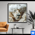 Poster Loewe Sanft Umhuellt Quadrat Produktvorschau mit dem Bild Löwe sanft umhüllt im Format Quadrat.