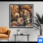 Poster Loewe Schlaeft In Blueten Quadrat Produktvorschau mit dem Bild Löwe schläft in Blüten im Format Quadrat.