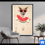 Poster Lustiger Hund Am Strand Hochformat Produktvorschau mit dem Bild Lustiger Hund am Strand im Format Hochformat.