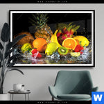 Poster Obst In Spritzendem Wasser Querformat Produktvorschau mit dem Bild Obst-in spritzendem Wasser im Format Querformat.